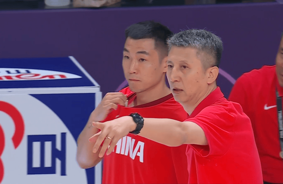 不靠能力不靠天赋!郭士强男篮成绩好的原因,对CBA超巨是个讽刺