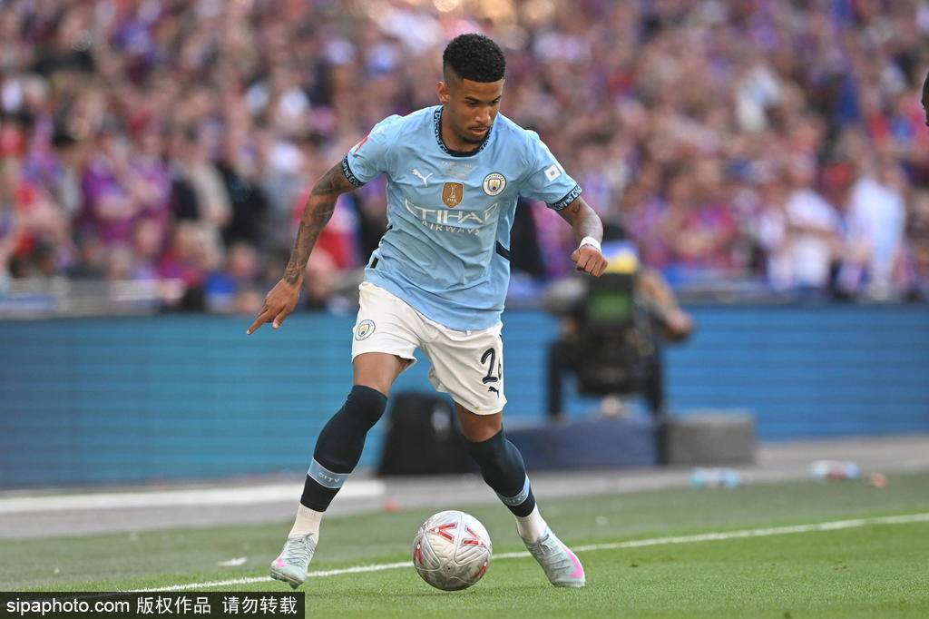 埃泽被截胡热刺追逐曼城(chéng)潜力新(xīn)星 8000万欧报价盡(jǐn)显诚意