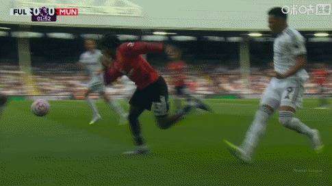半場(chǎng)：曼联0-0富勒(lēi)姆，巴锡送點(diǎn)B费失點(diǎn)库尼(ní)亚中(zhōng)柱