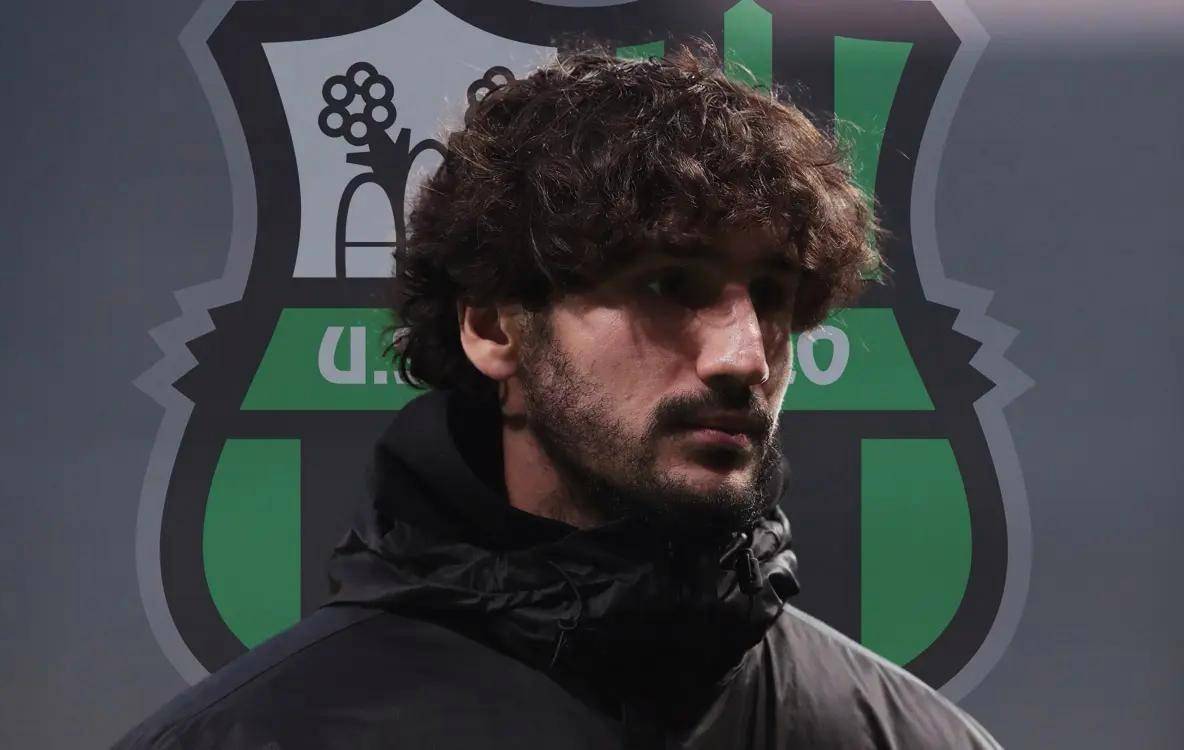 米兰仅剩4天！萨索洛放弃阿德利，富勒姆质疑秋裤，博人询价本4