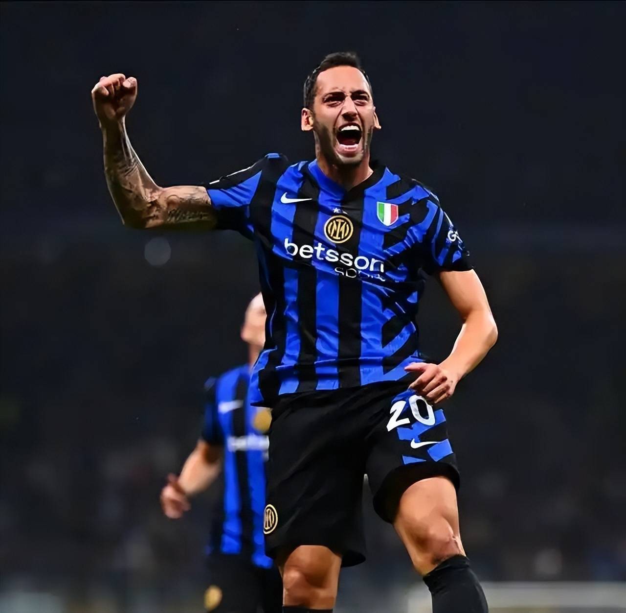 从弃将到 “高级货”!国米旧将助帕尔马逼平亚特兰大,齐沃新政获球迷力挺