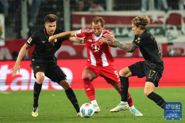 足球丨德甲：拜仁胜奥格斯堡