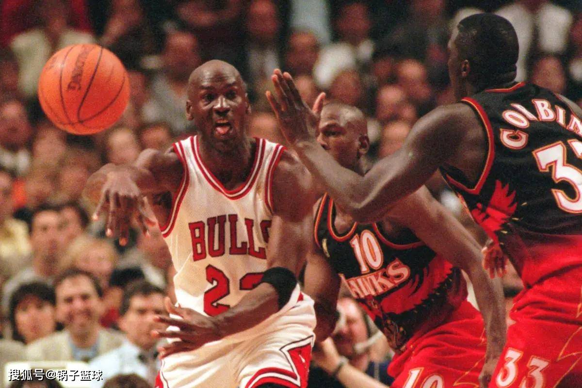 击掌防守变犯规，NBA重磅规则修改！火箭队狄龙防库里成反面典型