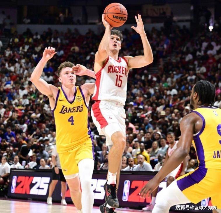恭喜火箭队!范乔丹后继有人?杜兰特点名21岁新人,首发位再添竞争者