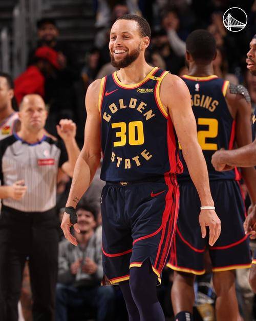 NBA赛场激情四溢，金州勇士险胜拖入抢七大战，结果如何？