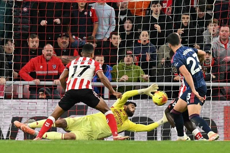 桑德兰2-2阿森纳 布罗比补时倒钩绝平