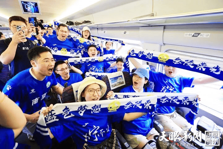 直播村超丨从“村超”到“苏超”，为啥都能踢进你我心门？