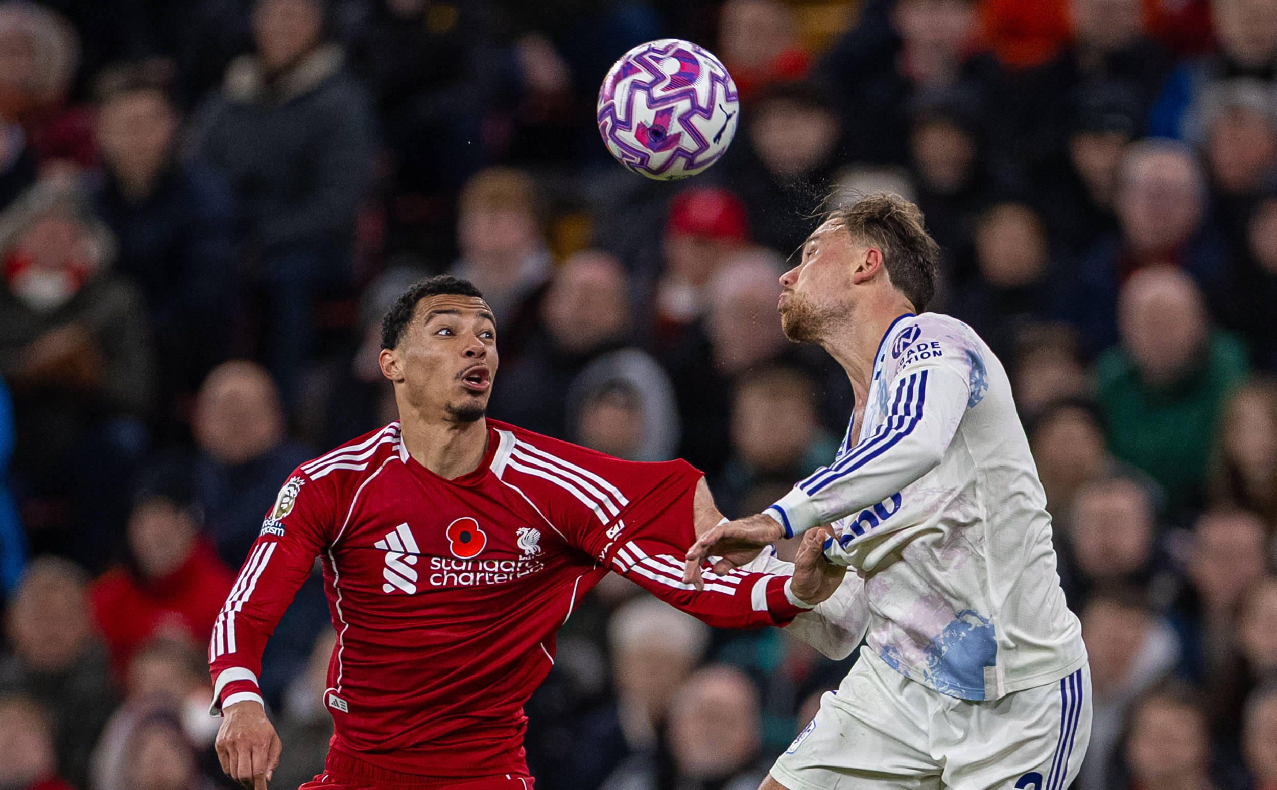 （体育）足球——英超：利物浦胜阿斯顿维拉